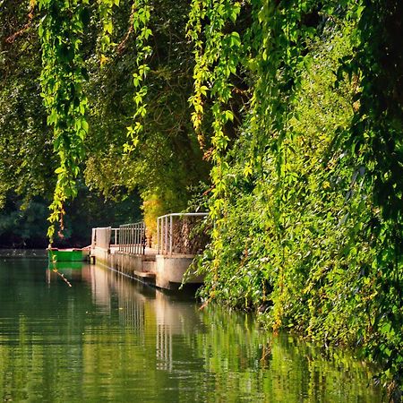 Le Moulin De Connelles Hotel Bagian luar foto