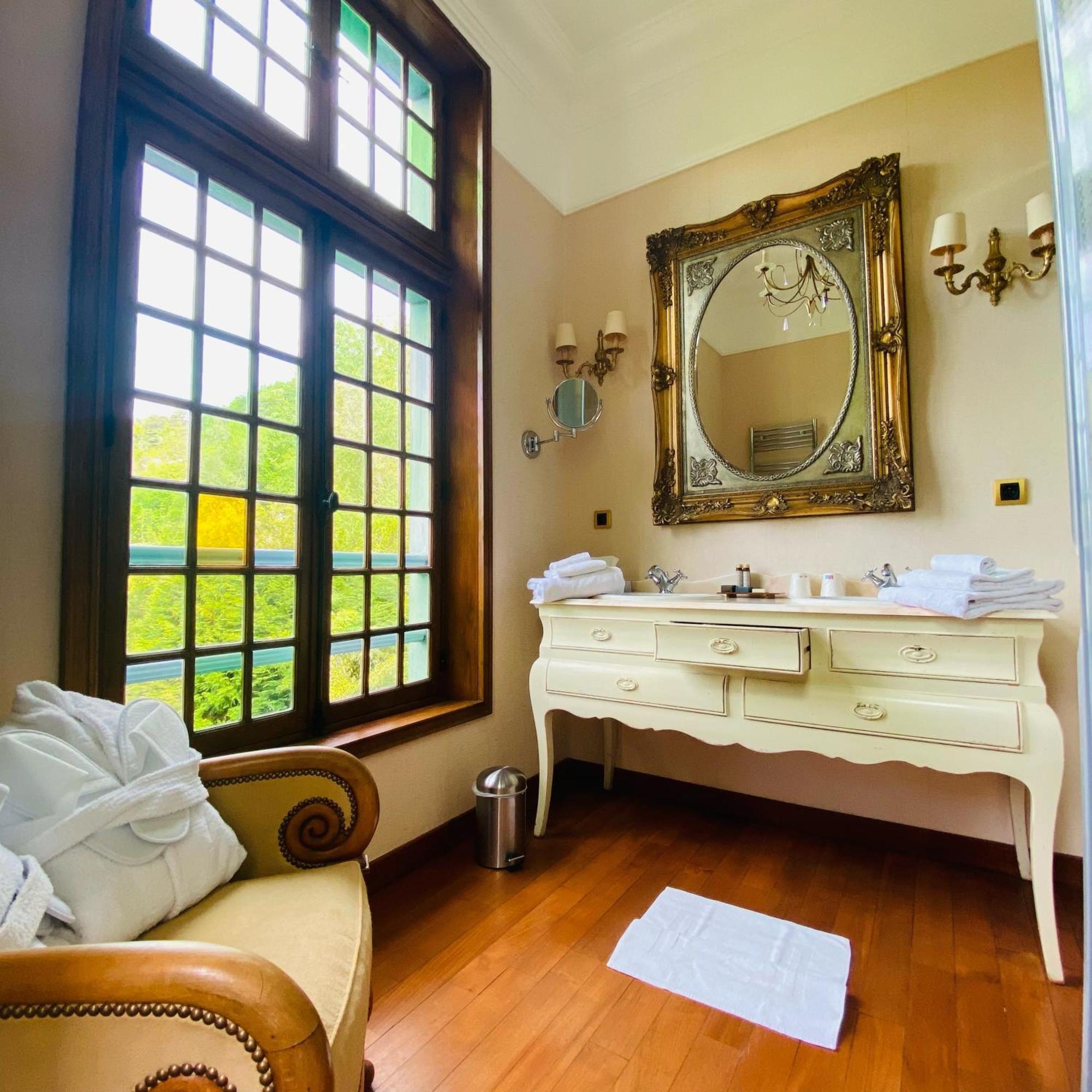 Le Moulin De Connelles Hotel Bagian luar foto